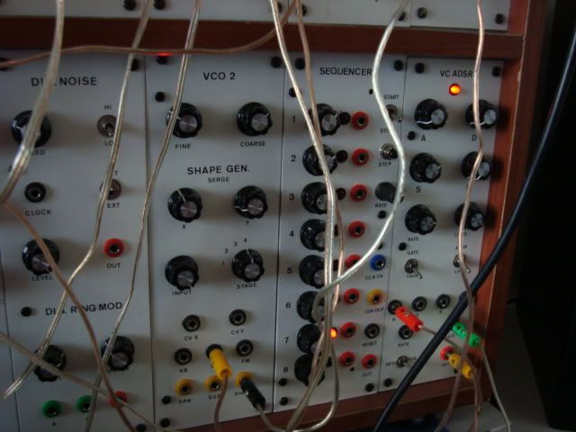 http://i663.photobucket.com/albums/uu352/plikestechno/DSC01333.jpg