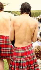 lens2395371_1300401451men_in_kilts_3.jpg