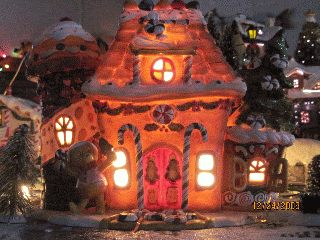 Christmasgingerbreadhouse.gif