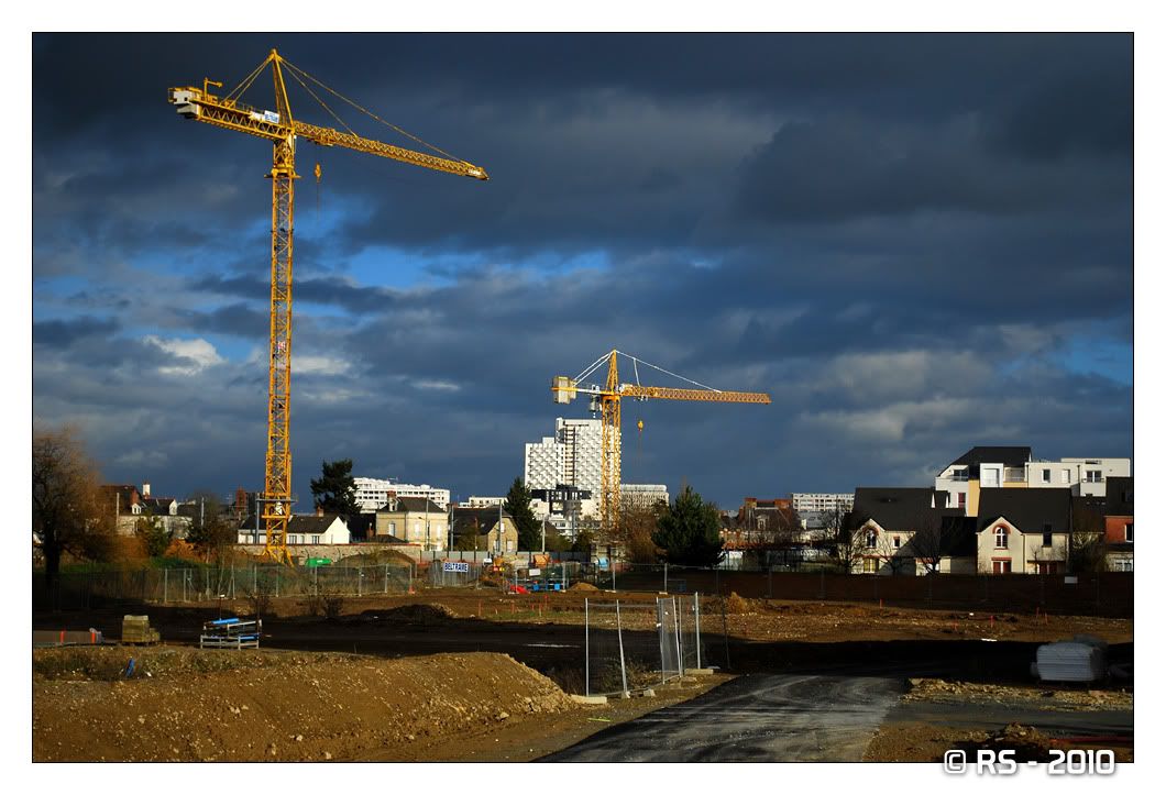 http://i663.photobucket.com/albums/uu358/unpieton/Rennes/15.jpg