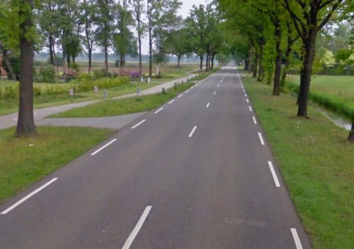 27 jarige vrouw uit IJhorst gewond bij eenzijdige aanrijding