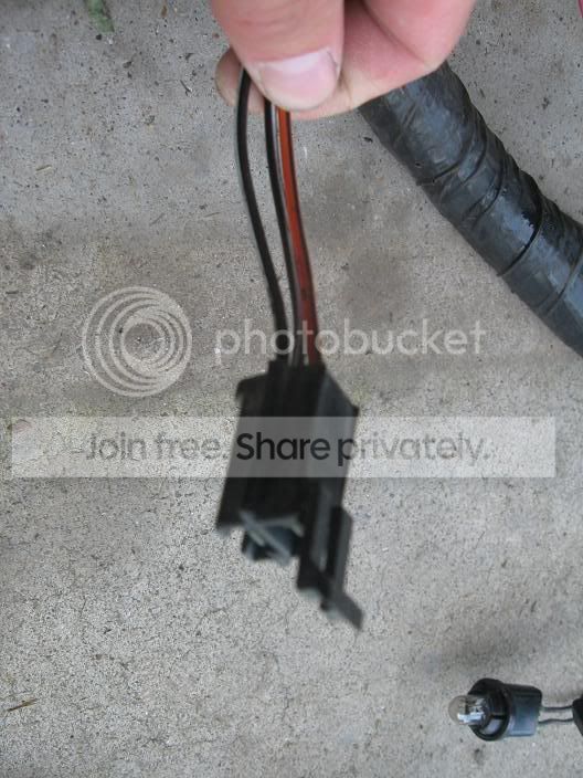 Complete Fusebox Wiring Harness, Need Help Identifying Please